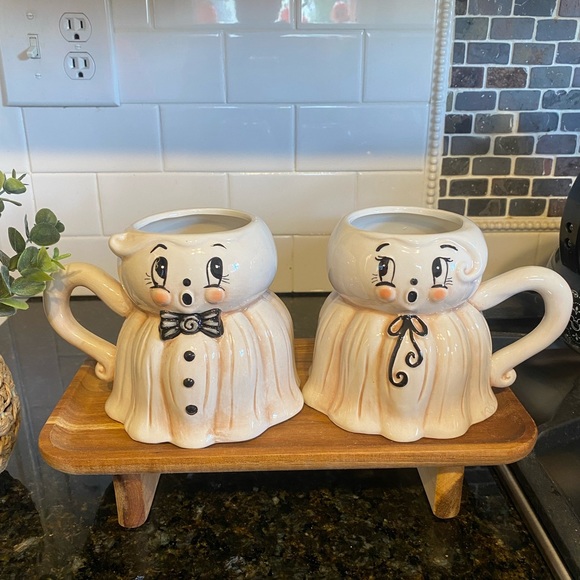 johanna parker Other - Johanna Parker Halloween Set of 2 Figural Kooky Spooky Ghost Mugs